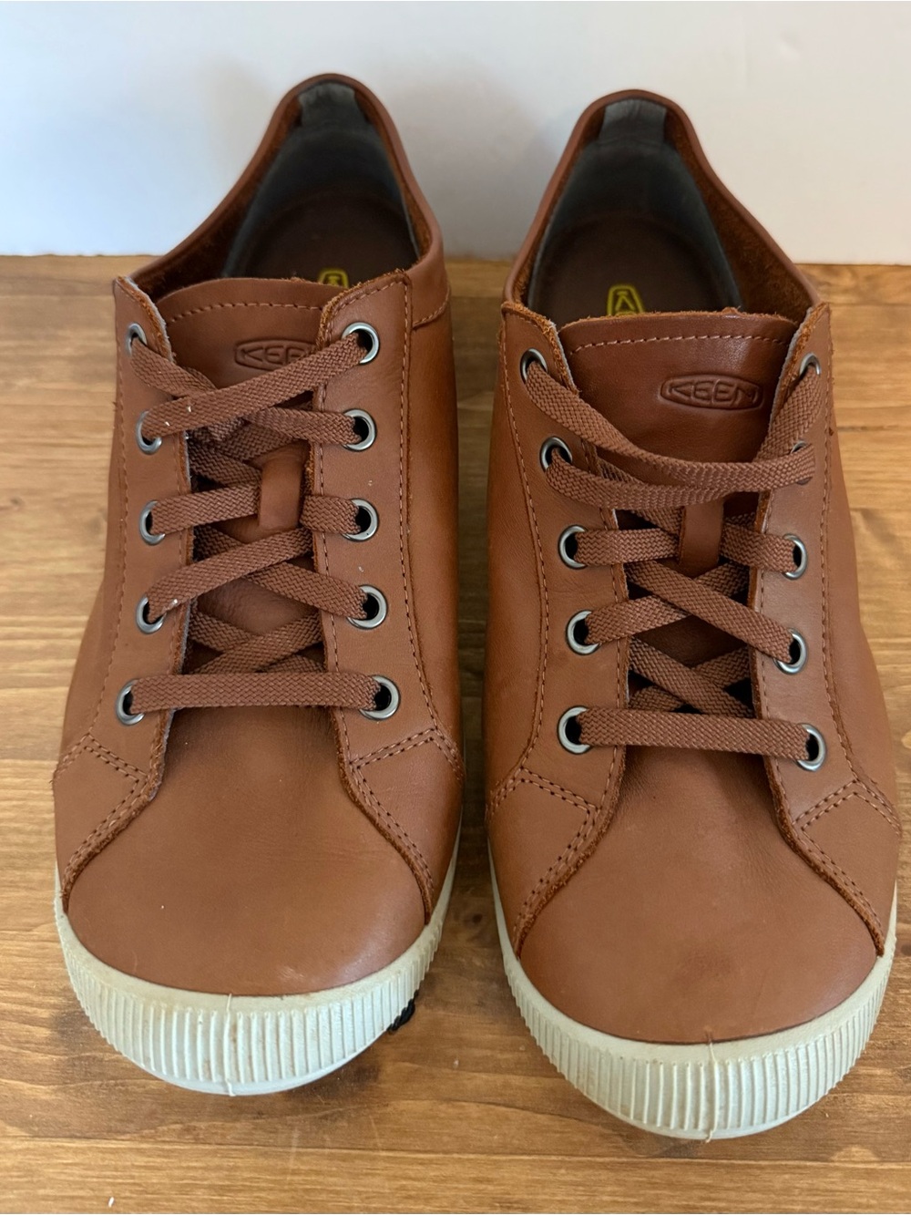 KEEN Lorelai Leather Sneakers Brown Lace Up Shoes Womens 7.5 1022044 Luftcell